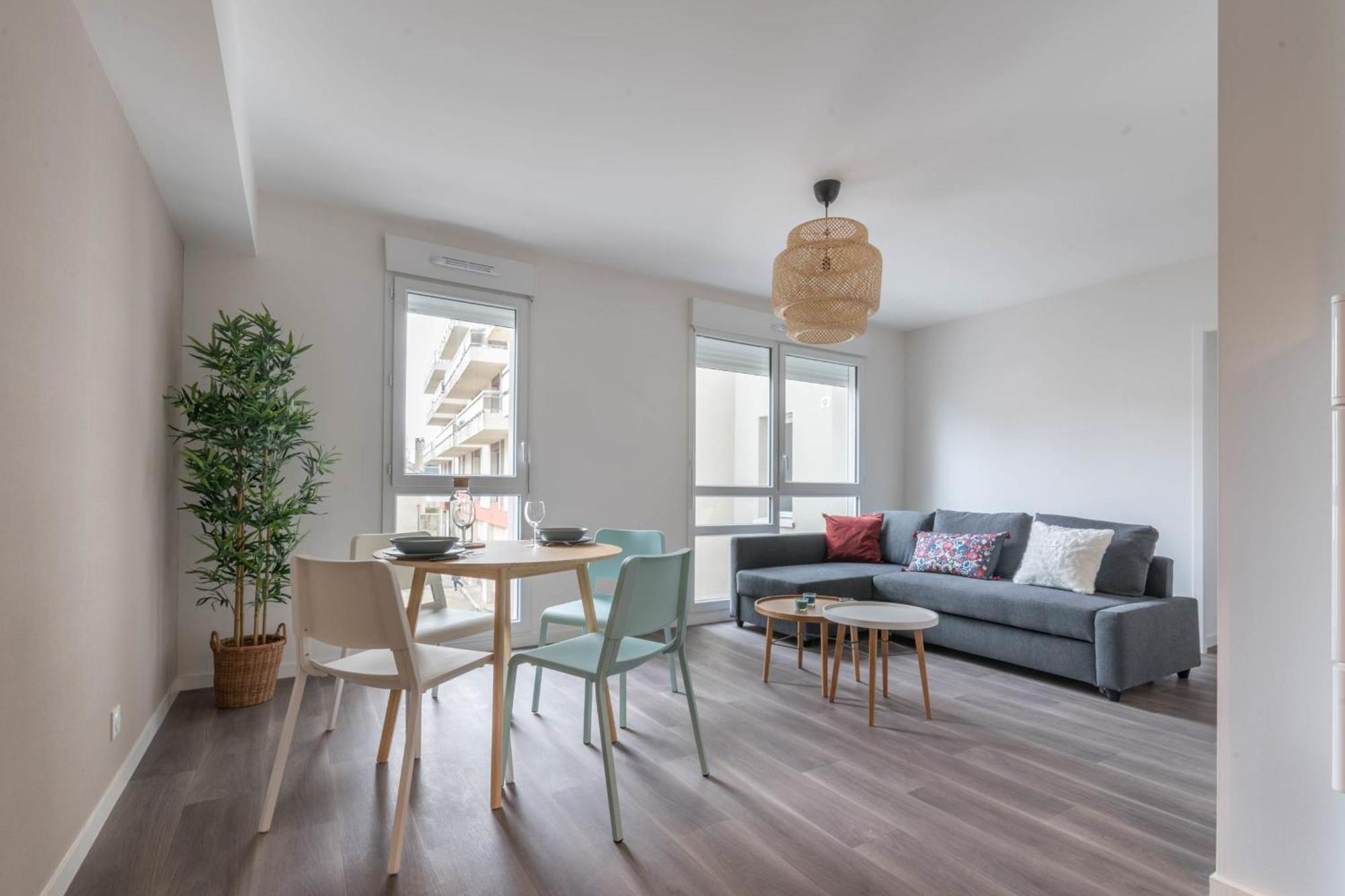 Nathan - Appartement Proche Gare Arrivee 2424 Ле-Ман Экстерьер фото